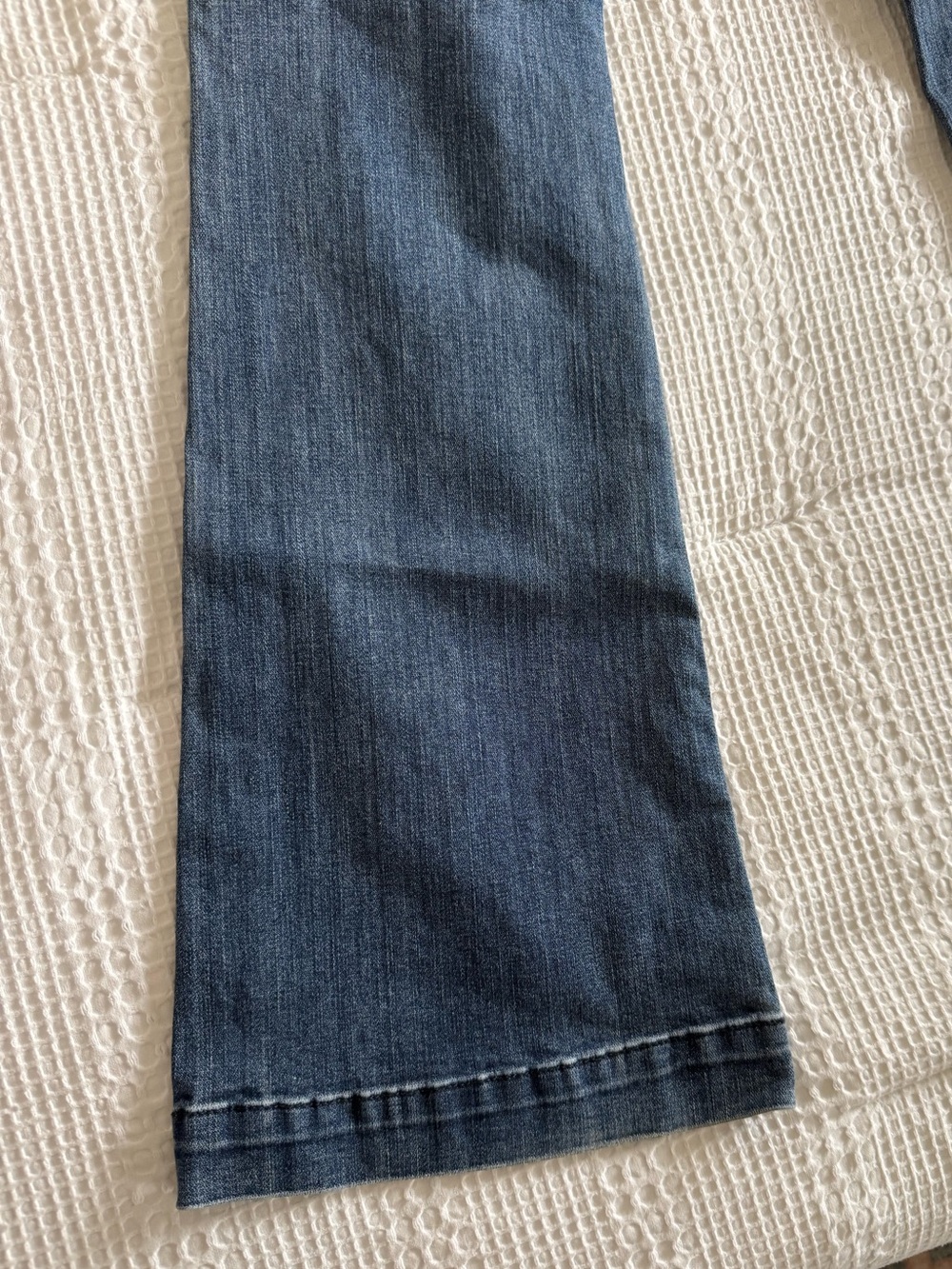 7 For All Mankind Women’s Size 26 Flare Jeans Stretch Medium Was - Picture 6 of 10